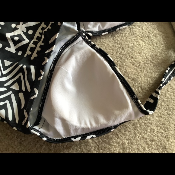 And.N.A. Tankini top size 10 paired with Xhileration bikini bottom black w… - Picture 7 of 8